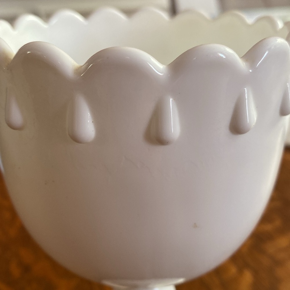 Milk Glass - Picture 3 of 6